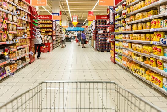 Programul magazinelor si supermarketurilor de Crăciun și Anul Nou 2023